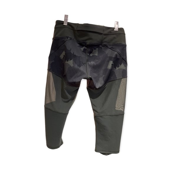 LULULEMON 🇨🇦 Camo Crop Leggings Size 4-6 (No Tag) Mesh sides and Back Army - Picture 7 of 11